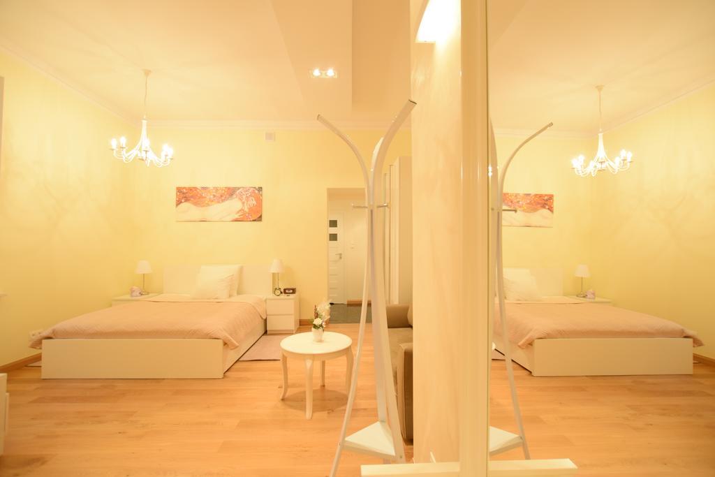 Elegant Apartment Foksal Warsawa Bagian luar foto