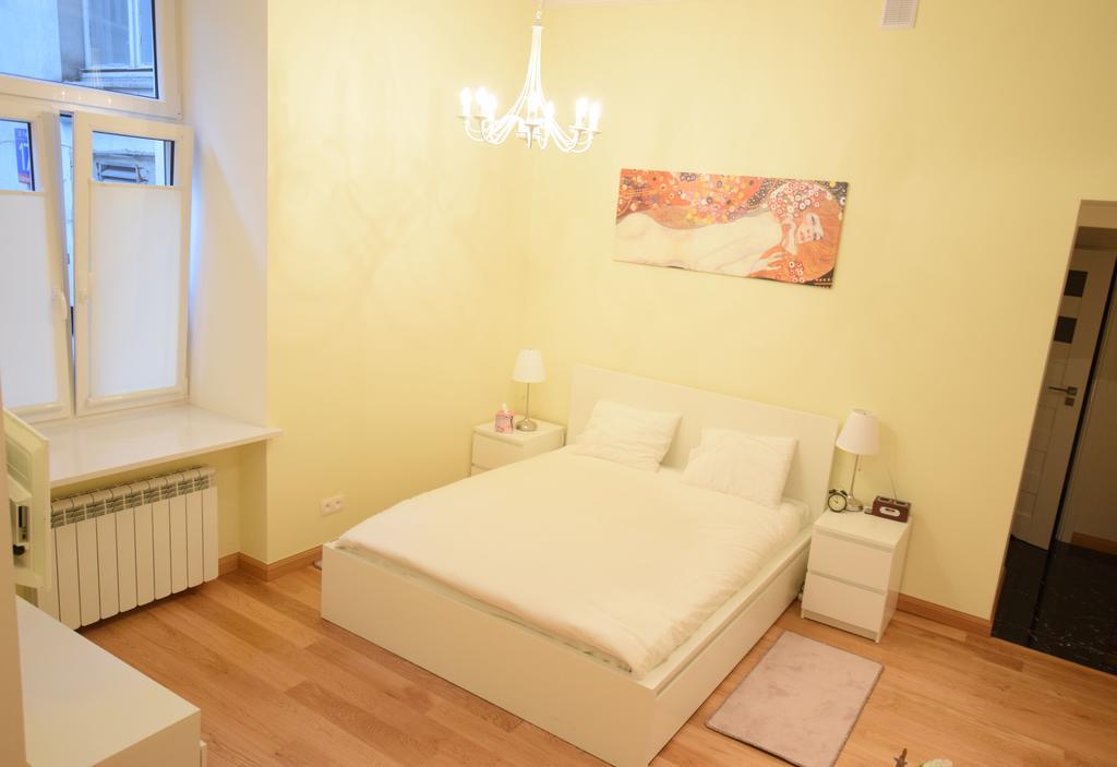 Elegant Apartment Foksal Warsawa Bagian luar foto