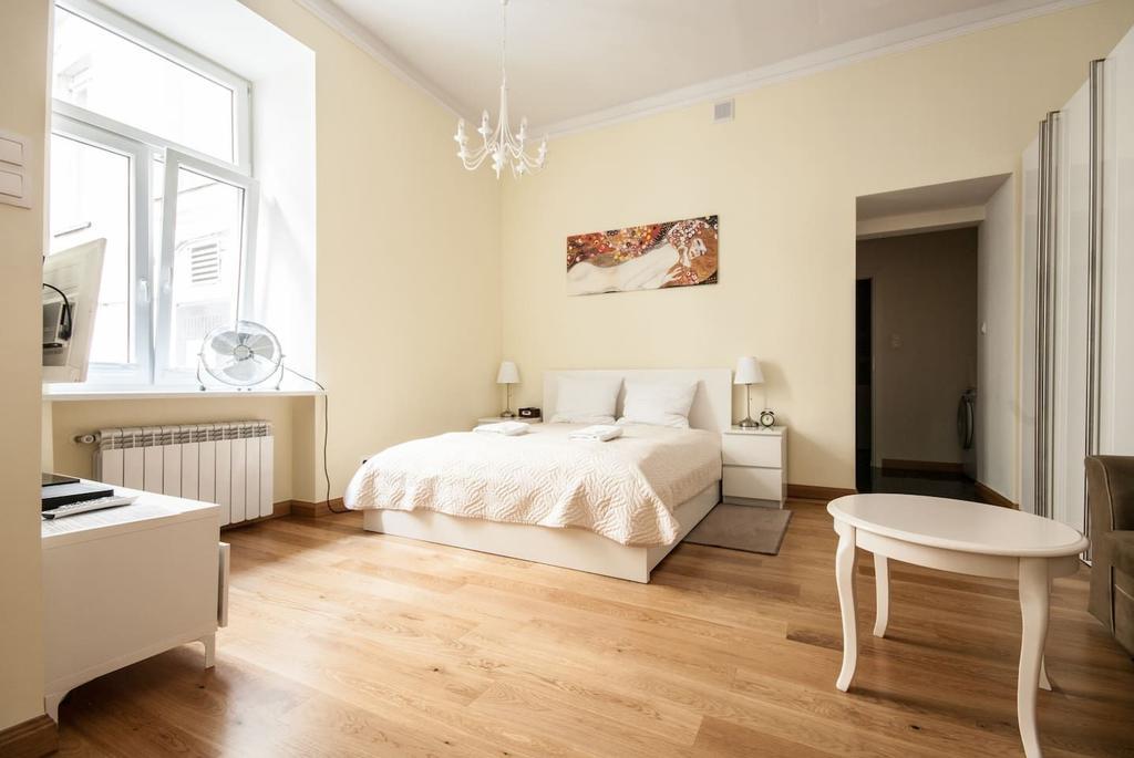 Elegant Apartment Foksal Warsawa Bagian luar foto